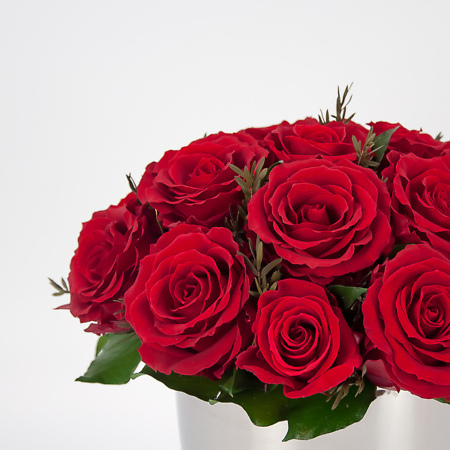Preserved rose arrangement Red Mirror