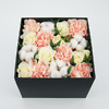 Kvadratinė gėlių dėžutė