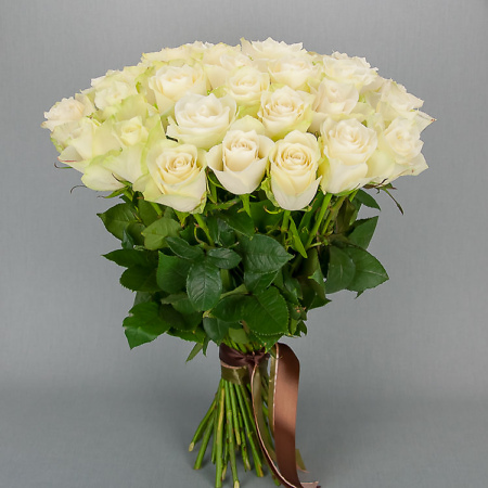 Bouquet with white roses