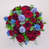 Rose bouquet with hyacinths, flower delivery in Vilnius Beatričės Gėlių Namai
