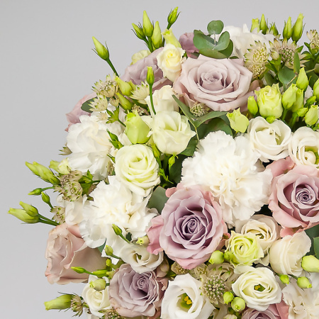 Light toned day bouquet