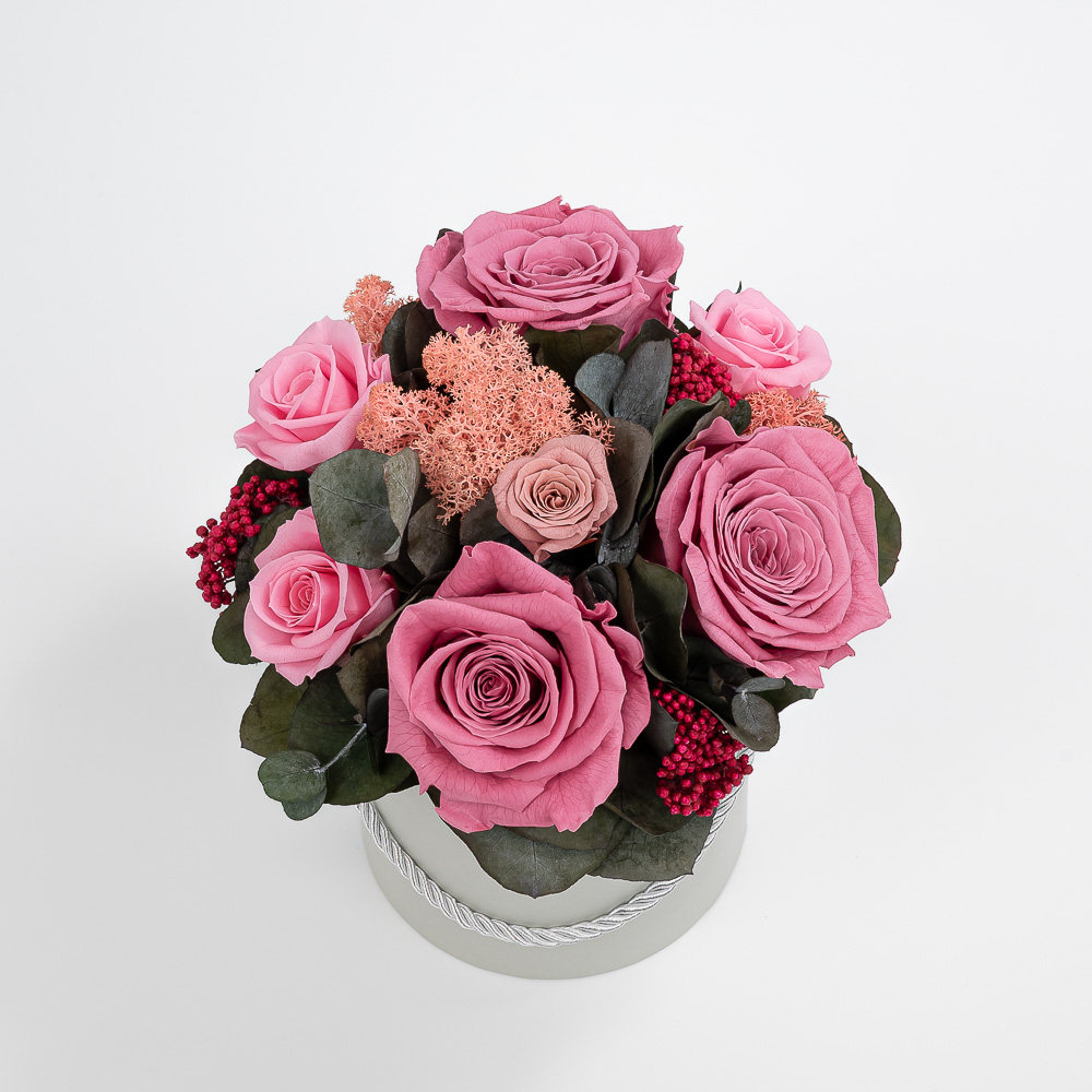 Preserved roses in a flower box - Image 2