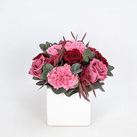 Preserved rose arrangement Anita